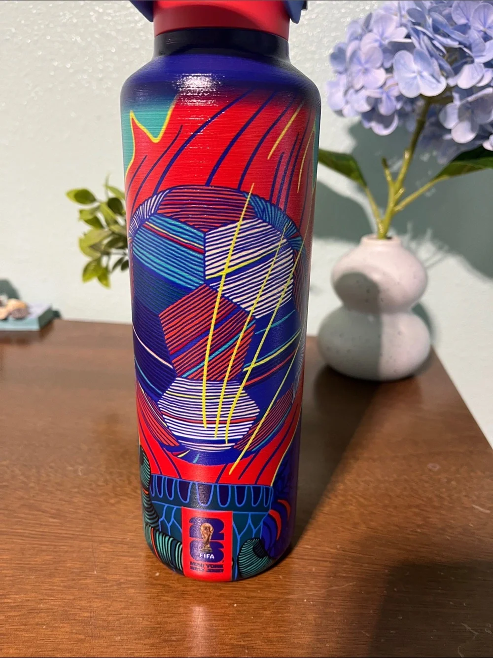 Colorful Red & Blue Insulated Sports Water Bottle